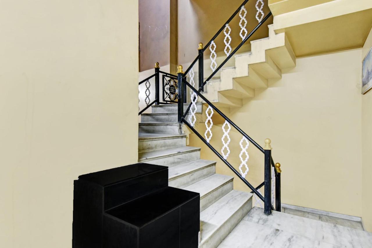 Capital O 84122 Hotel Trilok Palace Džajpur Exteriér fotografie